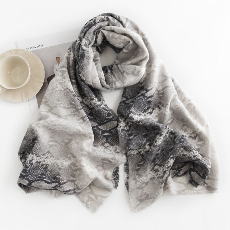 Wholesale Leopard Print Soft and Warm Printed Fringe Scarf